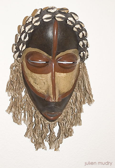 Un masque africain.